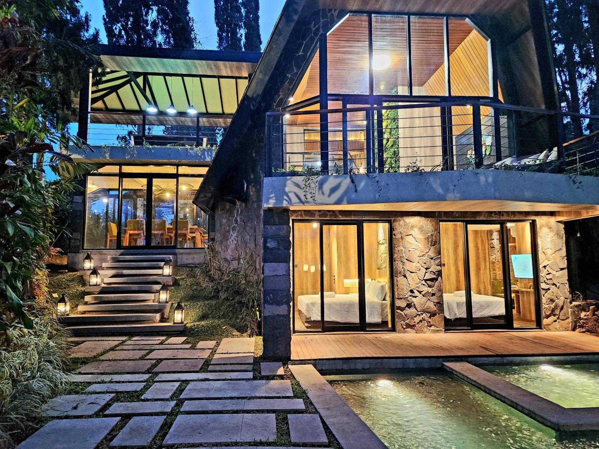 Villa 4-Br Klub Bunga No 4 Batu Malang Kültér fotó